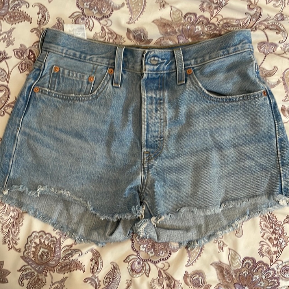 Levi shorts